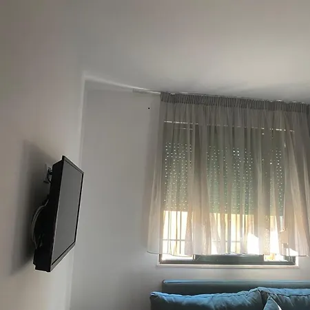Apartment Esi